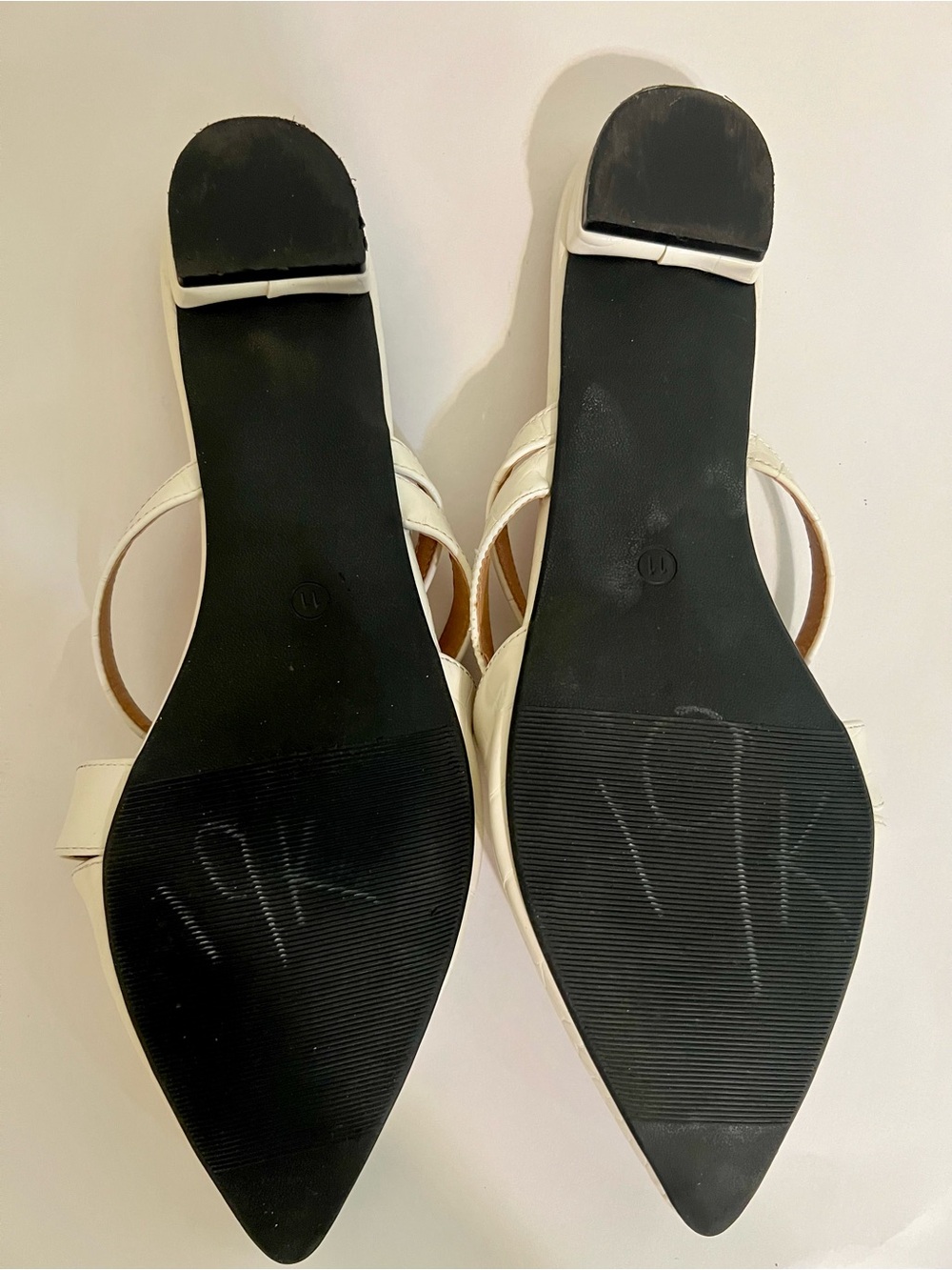 Trary Pointed Toe Croc-Embossed Slides - Size 11 - Picture 8 of 10